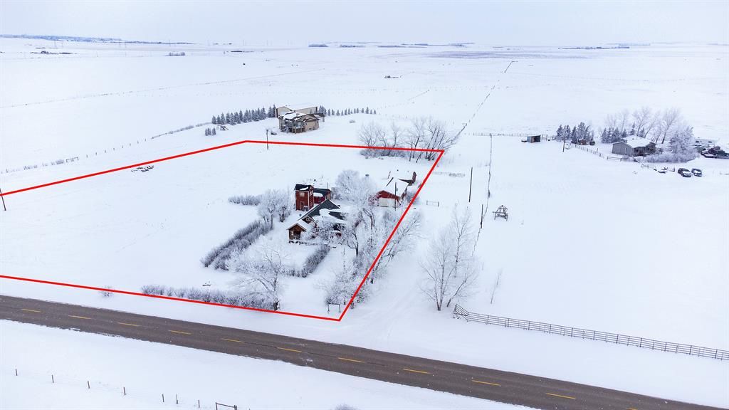 Main Photo: 280128 Township Road 270 Township in Rural Rocky View County: Rural Rocky View MD Detached for sale : MLS®# A2031685