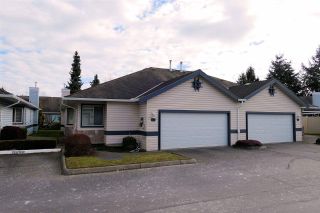 Photo 1: 21 5550 LANGLEY Bypass in Langley: Langley City Townhouse for sale in "RiverWynde" : MLS®# R2537910