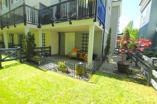 Photo 15: 38 2495 DAVIES Avenue in Port Coquitlam: Central Pt Coquitlam Townhouse for sale in "ARBOUR" : MLS®# R2068269