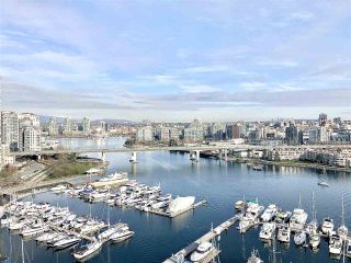 Main Photo: 2001 1228 MARINASIDE Crescent in Vancouver: Yaletown Condo for sale (Vancouver West)  : MLS®# R2550727