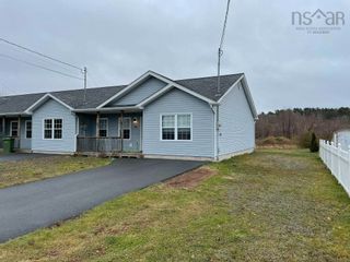 Photo 2: 28 Fairbanks Avenue in Greenwich: Kings County Residential for sale (Annapolis Valley)  : MLS®# 202227197