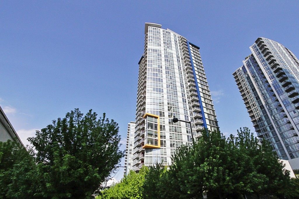 Main Photo: 1802 602 CITADEL PARADE in : Downtown VW Condo for sale : MLS®# V1063248