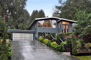 Photo 1: 5574 GALLAGHER Place in West Vancouver: Eagle Harbour House for sale : MLS®# R2139438