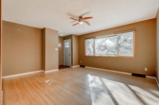 Photo 4: 2830 & 2830B 41 Street SW in Calgary: Glenbrook Detached for sale : MLS®# A2033777