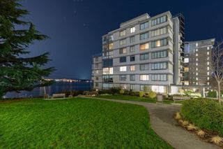 Photo 32: 201 2108 ARGYLE Avenue in West Vancouver: Dundarave Condo for sale in "NAVY JACK WEST" : MLS®# R2761675