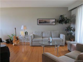 Photo 2: 5 Kinbrace Bay in Winnipeg: Residential for sale (3F)  : MLS®# 1708726