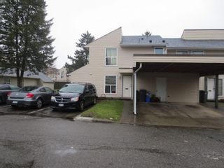 Photo 1: 104 3030 TRETHEWEY Street in Abbotsford: Abbotsford West Townhouse for sale in "Clearbrook Village" : MLS®# R2650885
