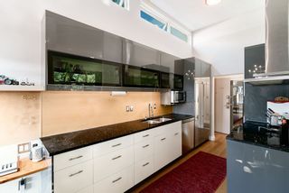 Photo 4: 405 1435 NELSON Street in Vancouver: West End VW Condo for sale in "The Westport" (Vancouver West)  : MLS®# R2392801