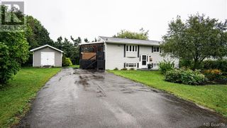 Photo 1: 78 Daniel Drive in New Maryland: House for sale : MLS®# NB091933