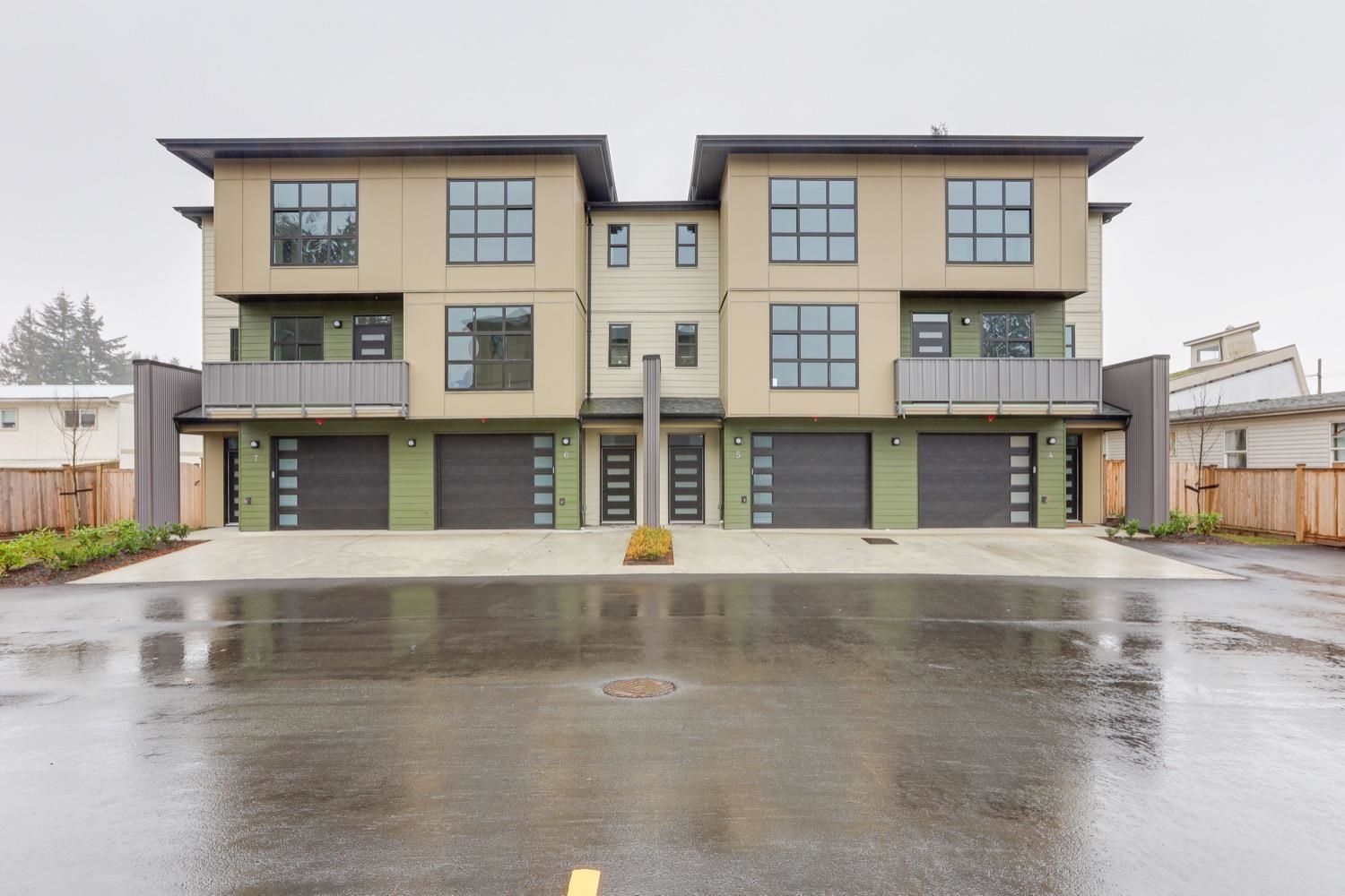 Main Photo: 7 46376 YALE Road in Chilliwack: Chilliwack Downtown Townhouse for sale in "Magnolia Grove" : MLS®# R2749055