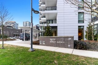 Photo 4: 704 5629 BIRNEY Avenue in Vancouver: University VW Condo for sale in "Ivy On The Park" (Vancouver West)  : MLS®# R2855404