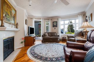 Photo 2: 206 2800 CHESTERFIELD Avenue in North Vancouver: Upper Lonsdale Condo for sale in "Somerset Green" : MLS®# R2730712
