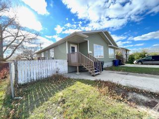 Photo 2: A+B 311 21st Street in Battleford: Residential for sale : MLS®# SK956157
