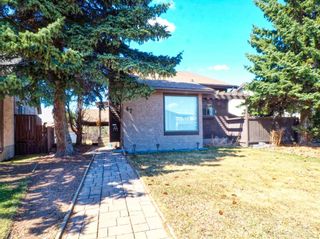 Main Photo: 47 George Crescent: Red Deer Detached for sale : MLS®# A2126422