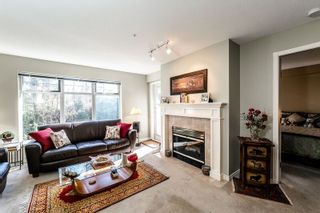 Photo 2: 206 1140 STRATHAVEN Drive in North Vancouver: Northlands Condo for sale in "STRATHAVEN" : MLS®# R2146417