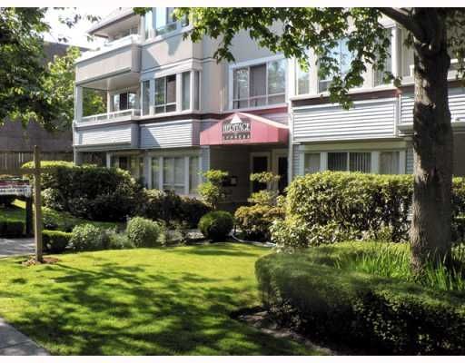 Main Photo: 1845 W. 7th Ave, in Vancouver: Kitsilano Condo for sale in "HERITAGE AT CYPRESS" (Vancouver West)  : MLS®# V838037