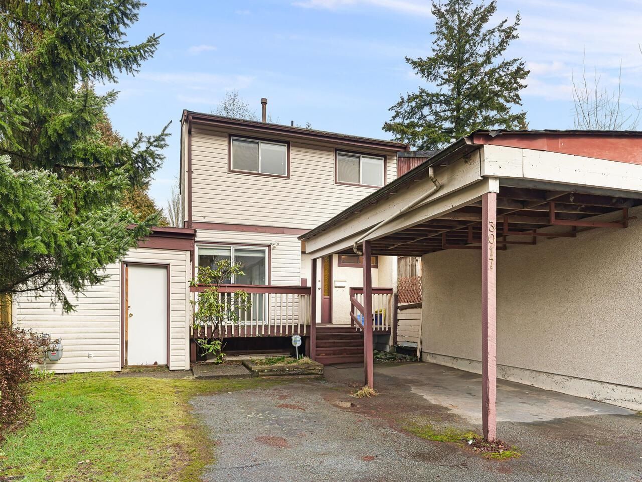 Main Photo: 3017 ASHBROOK Place in Coquitlam