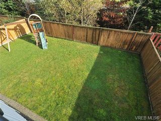 Photo 17: 104 Thetis Vale Cres in VICTORIA: VR Six Mile House for sale (View Royal)  : MLS®# 656097