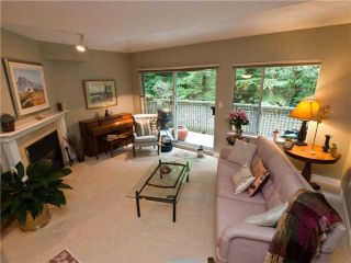 Photo 2: 3944 INDIAN RIVER Drive in North Vancouver: Indian River Townhouse for sale in "HIGHGATE TERRACE" : MLS®# V875032