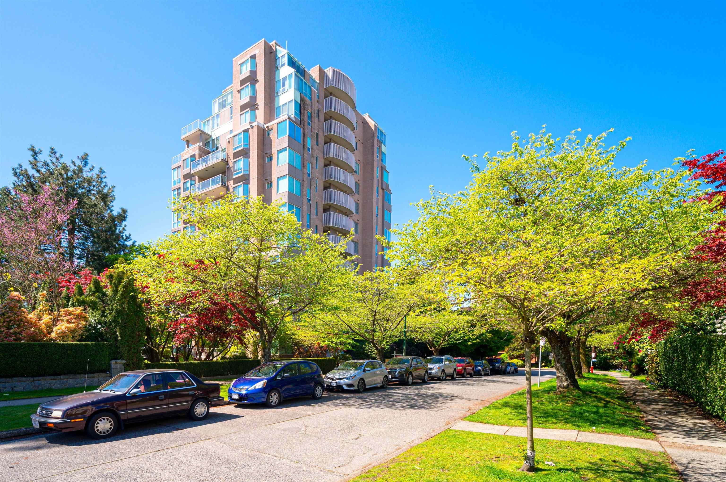 Main Photo: 301 2288 W 40TH Avenue in Vancouver: Kerrisdale Condo for sale in "KERRISDALE PARC" (Vancouver West)  : MLS®# R2877502
