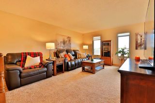 Photo 11: 63 Mchugh Road NE in Calgary: Mayland Heights Detached for sale : MLS®# A2076076