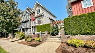 Photo 2: 614 1661 FRASER Avenue in Port Coquitlam: Glenwood PQ Townhouse for sale in "Brimley Mews" : MLS®# R2810417