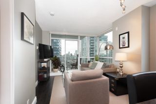 Photo 3: 1808 821 CAMBIE Street in Vancouver: Downtown VW Condo for sale in "Raffles on Robson" (Vancouver West)  : MLS®# R2877085