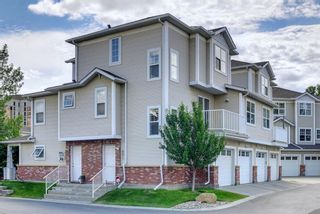 Photo 1: 801 7171 Coach Hill Road SW in Calgary: Coach Hill Row/Townhouse for sale : MLS®# A1242301