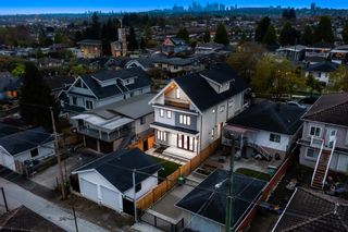 Photo 3: 2 3041 GRAVELEY Street in Vancouver: Renfrew VE 1/2 Duplex for sale (Vancouver East)  : MLS®# R2875876