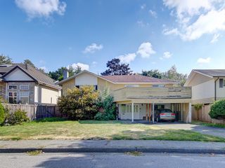 Photo 2: 6060 ADAMS Place in Richmond: Granville House for sale : MLS®# R2722536