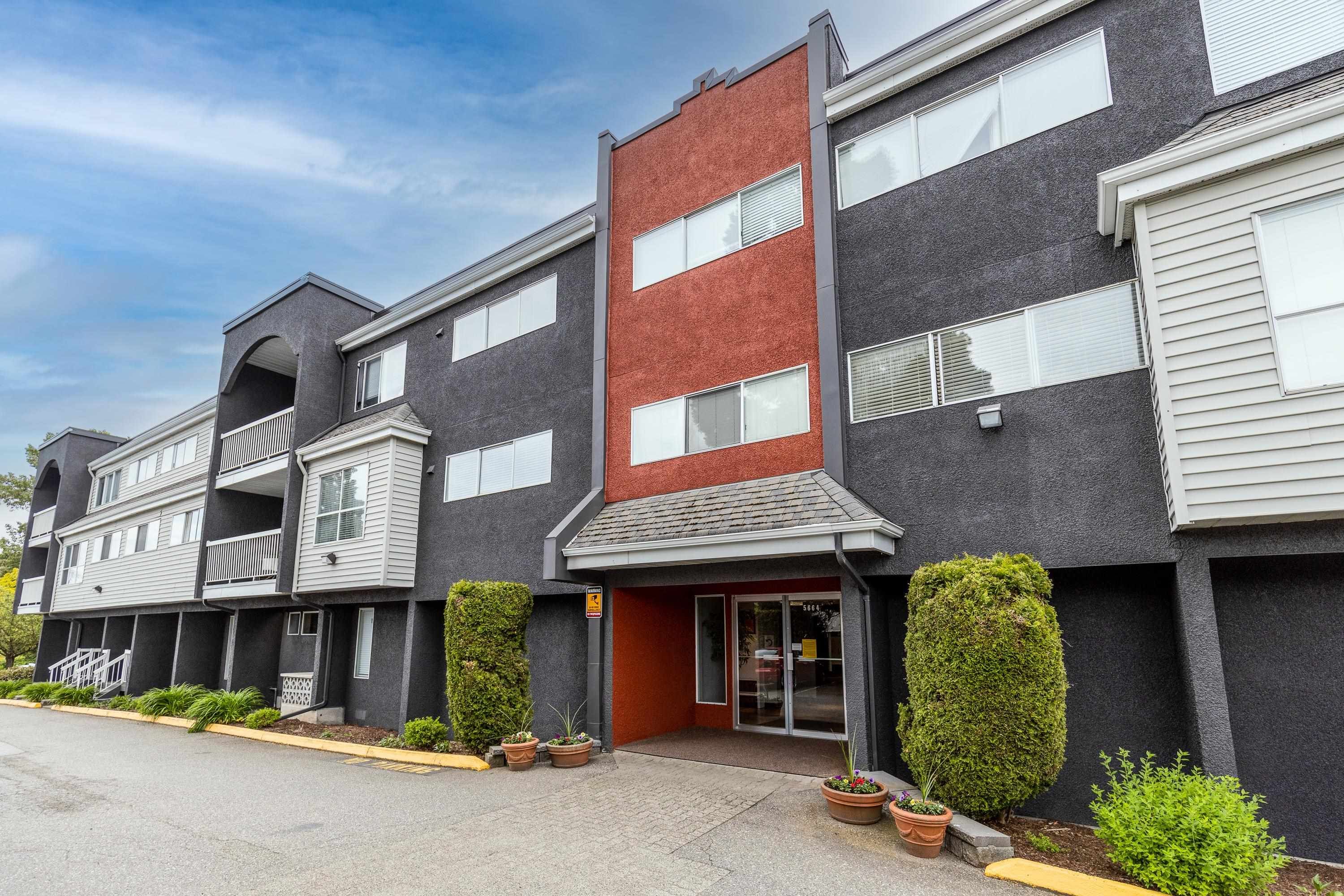 Main Photo: 201 5664 200 Street in Langley: Langley City Condo for sale in "Langley Village" : MLS®# R2690702