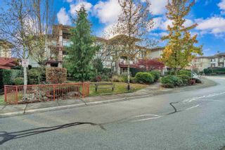 Photo 3: 108 16469 64 Avenue in Surrey: Cloverdale BC Condo for sale in "St. Andrews" (Cloverdale)  : MLS®# R2739780
