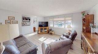 Photo 4: 2924 3RD Avenue North in Regina: Coronation Park Residential for sale : MLS®# SK965814