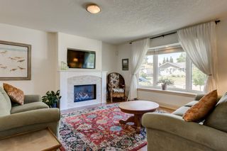Photo 5: 16 WALNUT Drive SW in Calgary: Wildwood Detached for sale : MLS®# A1022816