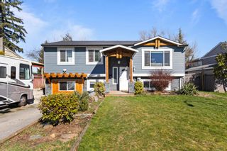 Photo 1: 26673 32A Avenue in Langley: Aldergrove Langley House for sale : MLS®# R2875268