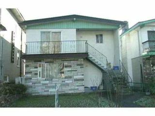 Photo 1: 546-548 E 10TH AVENUE in Vancouver: Mount Pleasant VE Duplex for sale (Vancouver East)  : MLS®# V1061630