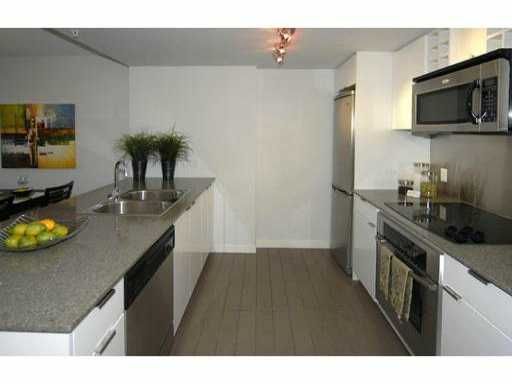 Photo 6: Photos: 1105 788 HAMILTON Street in Vancouver: Downtown VW Condo for sale in "TV TOWER I" (Vancouver West)  : MLS®# V850266