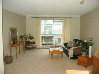 Photo 2: 5471 ARCADIA Road in Richmond: Brighouse Condo for sale in "STEEPLECHASE" : MLS®# V629776