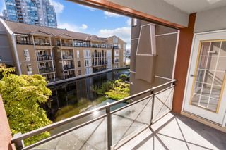 Photo 21: 311 2 RENAISSANCE Square in New Westminster: Quay Condo for sale : MLS®# R2736047