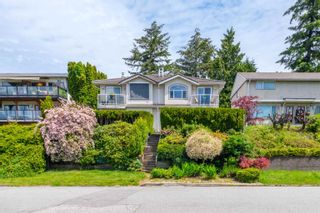 Main Photo: 422 E 2ND Street in North Vancouver: Lower Lonsdale 1/2 Duplex for sale : MLS®# R2892647