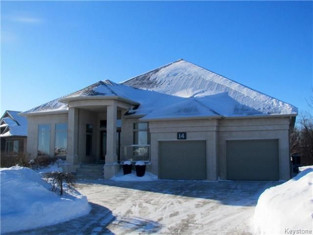 Main Photo: 14 Bridgetown Drive in Winnipeg: Royalwood Residential for sale (2J)  : MLS®# 1700398