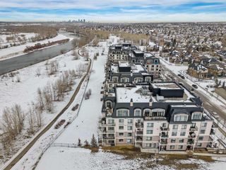 Photo 33: 302 221 Quarry Way SE in Calgary: Douglasdale/Glen Apartment for sale : MLS®# A2120486
