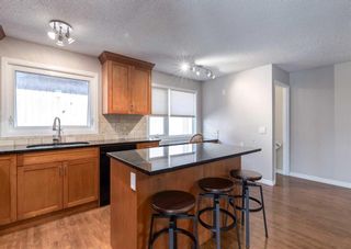 Photo 8: 44 Beddington Circle NE in Calgary: Beddington Heights Detached for sale : MLS®# A2068411