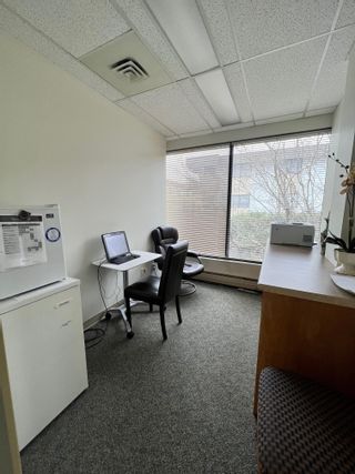 Photo 15: 150 145 W 17TH Street in North Vancouver: Central Lonsdale Office for sale in "THE PROFESSIONAL CENTRE" : MLS®# C8043345