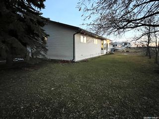 Photo 4: 102 Delage Crescent in Arborfield: Residential for sale : MLS®# SK912038