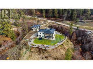 Photo 1: 3278 Boss Creek Road in Vernon: House for sale : MLS®# 10308679