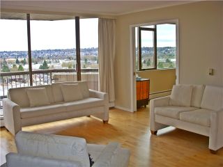Photo 3: 806 2445 W 3RD Avenue in Vancouver: Kitsilano Condo for sale in "CARRIAGE HOUSE" (Vancouver West)  : MLS®# V1056926