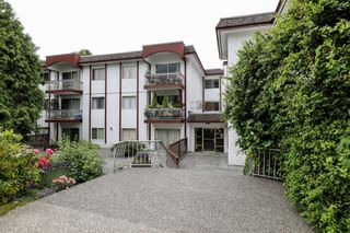 Main Photo: 1 135 W 21ST Street in North Vancouver: Central Lonsdale Condo for sale in "DEL AMO" : MLS®# R2741276