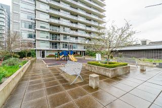 Photo 36: 203 1708 COLUMBIA Street in Vancouver: False Creek Condo for sale in "WALL CENTRE FALSE CREEK" (Vancouver West)  : MLS®# R2672438