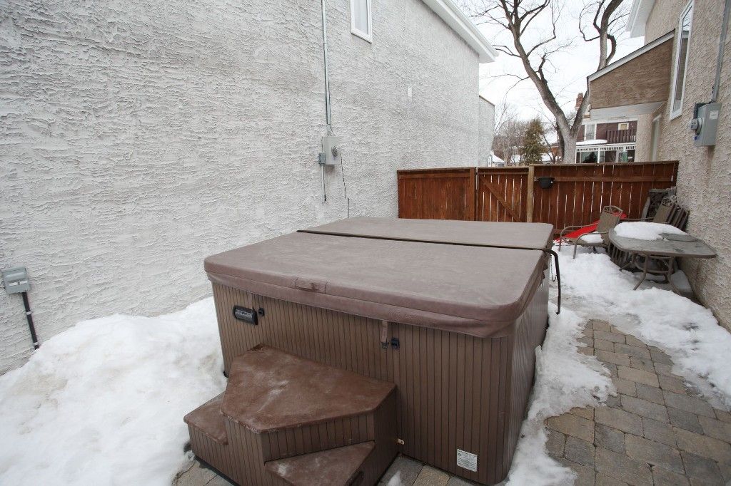 Photo 28: Photos: 48 Dundurn Place in Winnipeg: Single Family Detached for sale : MLS®# 1305260